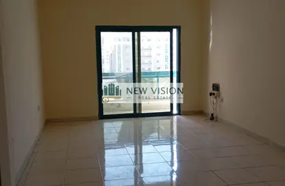 شقة - 2 غرف نوم - 2 حمامات للايجار في بناية البطينة 9 - البطينة - الشارقة