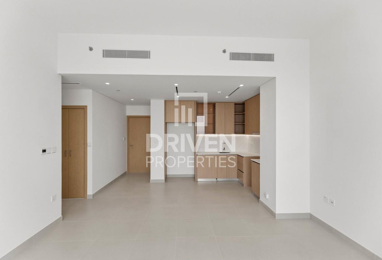 Brand New Apartment | Prime Location| Near to Mall photo 3