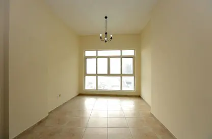 شقة - غرفة نوم - 1 حمام للايجار في بناية الثريا - واحة دبي للسيليكون - دبي