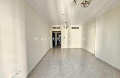 Apartment - 3 - 3 for rent in Ibtikar 2 - Al Majaz 2 - Al Majaz - Sharjah