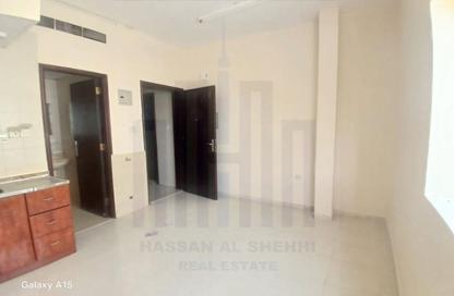 Apartment - Studio - 1 for rent in Fire Station Road - Muwaileh - Sharjah