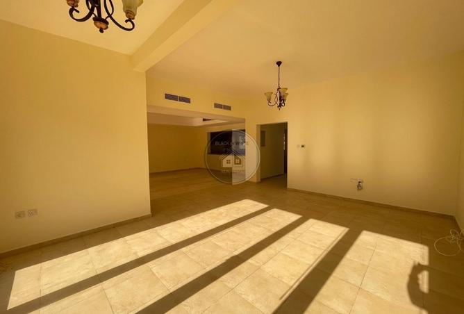 92246082 - Property Main Image