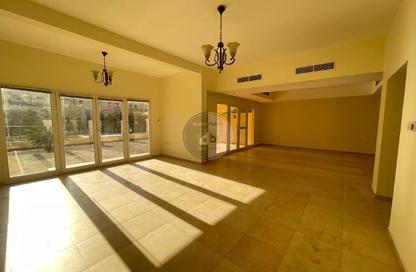 Townhouse - 3 Bedrooms - 3 Bathrooms for rent in The Townhouses at Al Hamra Village - Al Hamra Village - Ras Al Khaimah