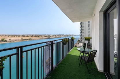 Apartment - 3 Bedrooms - 4 Bathrooms for sale in Waters Edge - Yas Island - Abu Dhabi