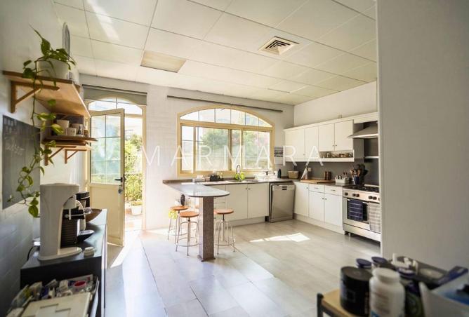 107169157 - Property Image 3