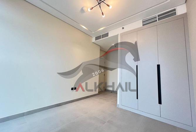 87025467 - Property Image 3