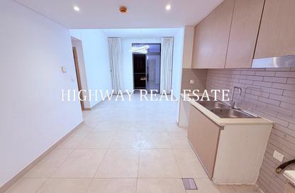 Apartment - 2 Bedrooms - 2 Bathrooms for rent in Cyan Beach Residence - Maryam Island - Al Khan - Sharjah Apartment - 2 Bedrooms - 2 Bathrooms for rent in Cyan Beach Residence - Maryam Island - Al Khan - Sharjah