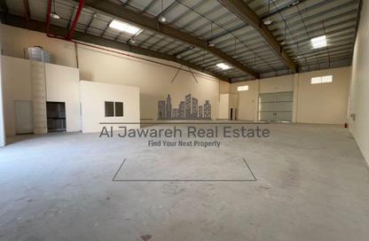 Warehouse - Studio - 2 Bathrooms for rent in Umm Dir - Umm Al Quwain