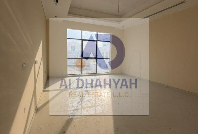 83228119 - Property Image 3