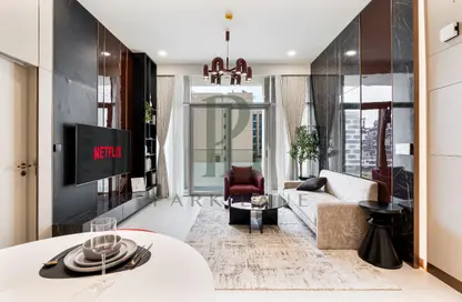 Apartment - 1 Bedroom - 2 Bathrooms for sale in Hyde Walk - Jumeirah Garden City - Al Satwa - Dubai