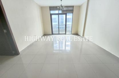 Apartment - 2 - 3 for rent in Sahara Tower 3 - Sahara Complex - Al Nahda - Sharjah