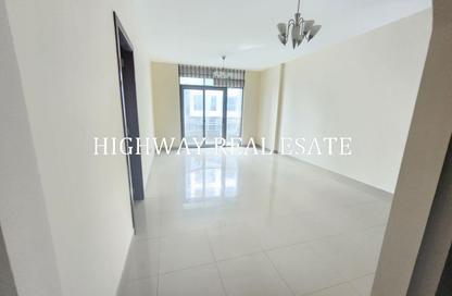 Apartment - 2 - 3 for rent in Sahara Tower 3 - Sahara Complex - Al Nahda - Sharjah