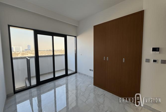91836427 - صورة العقار 3