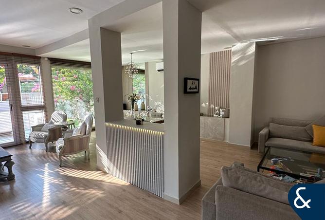 122474401 - Property Image 3