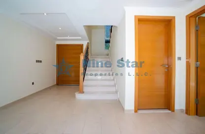 Villa - 4 Bedrooms - 5 Bathrooms for rent in Legacy - Jumeirah Park - Dubai