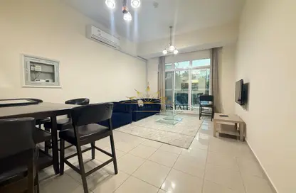 شقة - غرفة نوم - 2 حمامات للايجار في 3 لا فيستا ريزيدنس - لا فيستا - واحة دبي للسيليكون - دبي