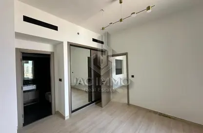 Apartment - 1 Bedroom - 2 Bathrooms for rent in Binghatti LUNA - District 12 - Jumeirah Village Circle - Dubai Apartment - 1 Bedroom - 2 Bathrooms for rent in Binghatti LUNA - District 12 - Jumeirah Village Circle - Dubai