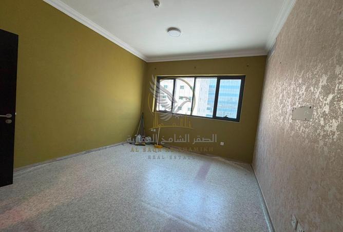 132029474 - Property Image 3