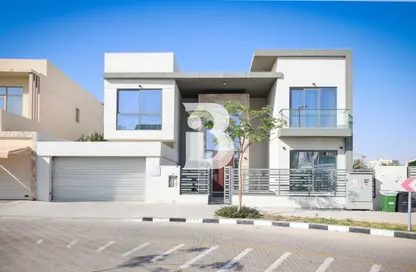 فيلا - 5 غرف نوم - 6 حمامات للايجار في غرب الفرجان - الفرجان - دبي