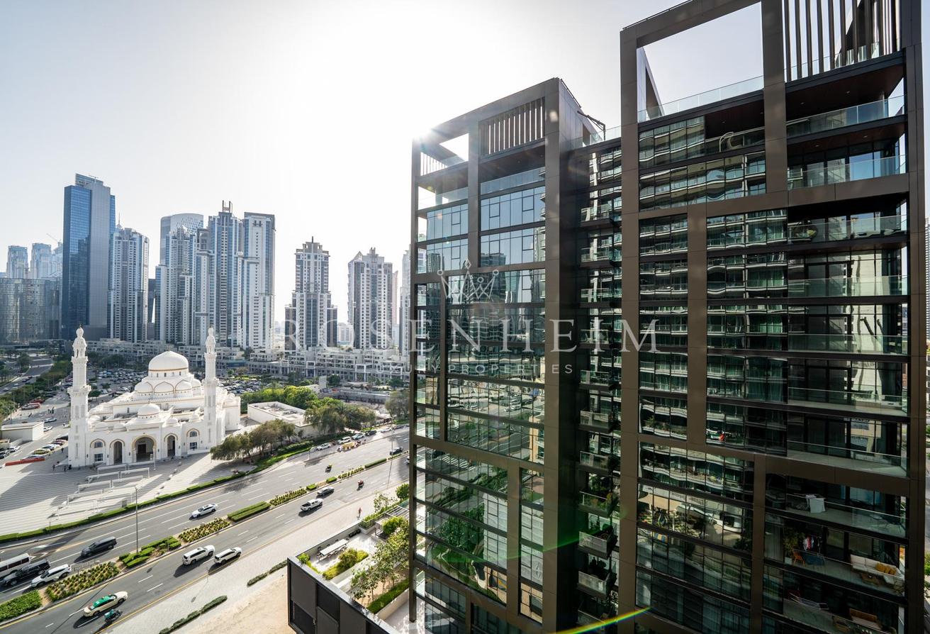 Modern Finishing | Large Layout | Fully Furnished photo 23