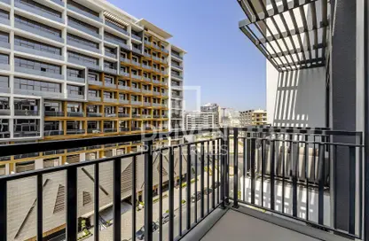 Apartment - Studio - 1 Bathroom for sale in Sunrise Legend - Arjan - Dubai