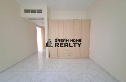 Apartment - 1 Bedroom - 2 Bathrooms for rent in Al Khan 5 building - Al Khan - Sharjah Apartment - 1 Bedroom - 2 Bathrooms for rent in Al Khan 5 building - Al Khan - Sharjah
