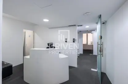 مكتب - استوديو للايجار في مبنى سوني - الرفاعة - بر دبي - دبي
