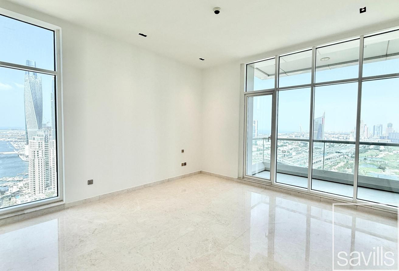 Penthouse | Upgraded | Unfurnished photo 6