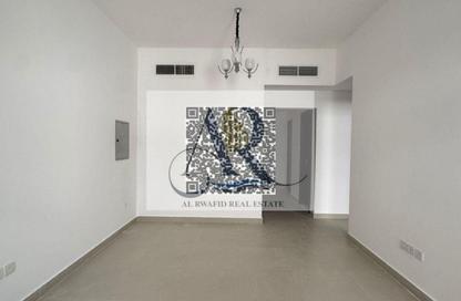 Apartment - 1 Bedroom - 2 Bathrooms for rent in Al Yasmeen 1 - Al Yasmeen - Ajman