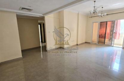 Apartment - 2 - 3 for rent in Al Qulaya'ah - Al Sharq - Sharjah