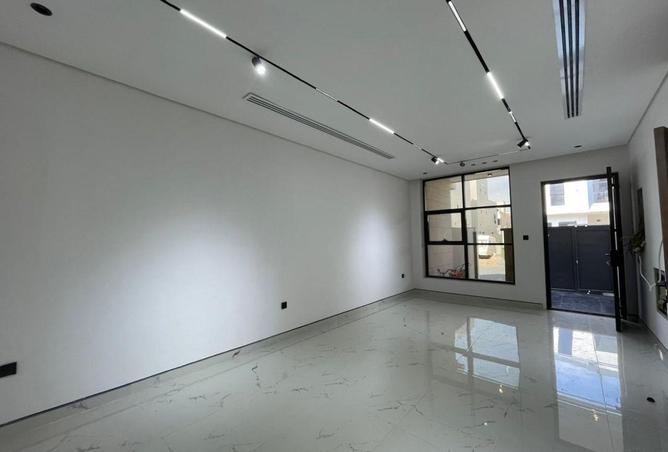 90494856 - Property Image 2