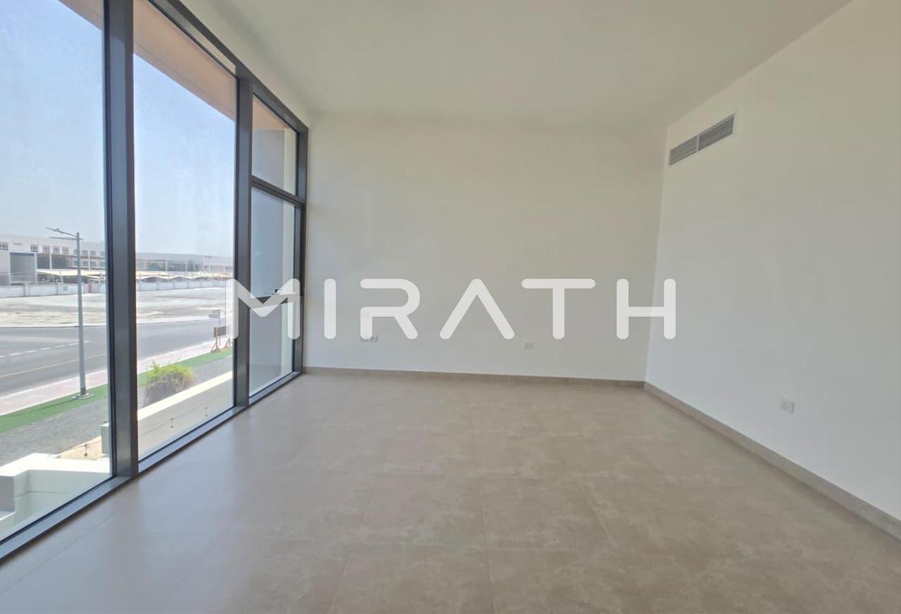 Sophisticated Compound Villa Near Burj Al Arab photo 4