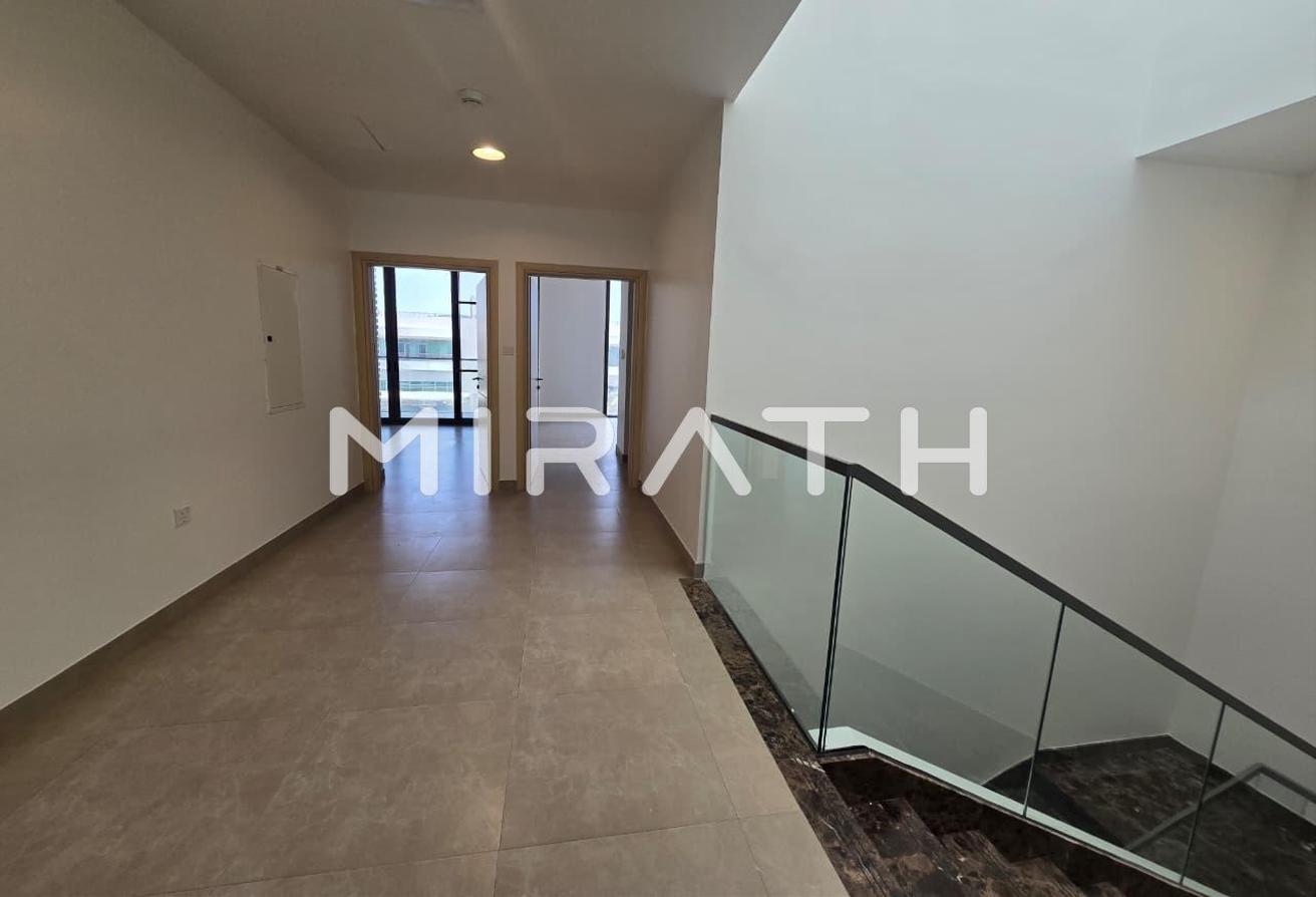 Sophisticated Compound Villa Near Burj Al Arab photo 10