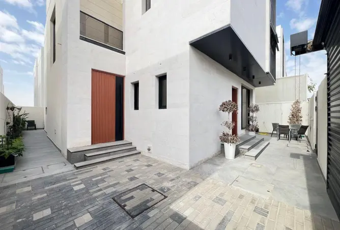 96968855 - صورة العقار 3