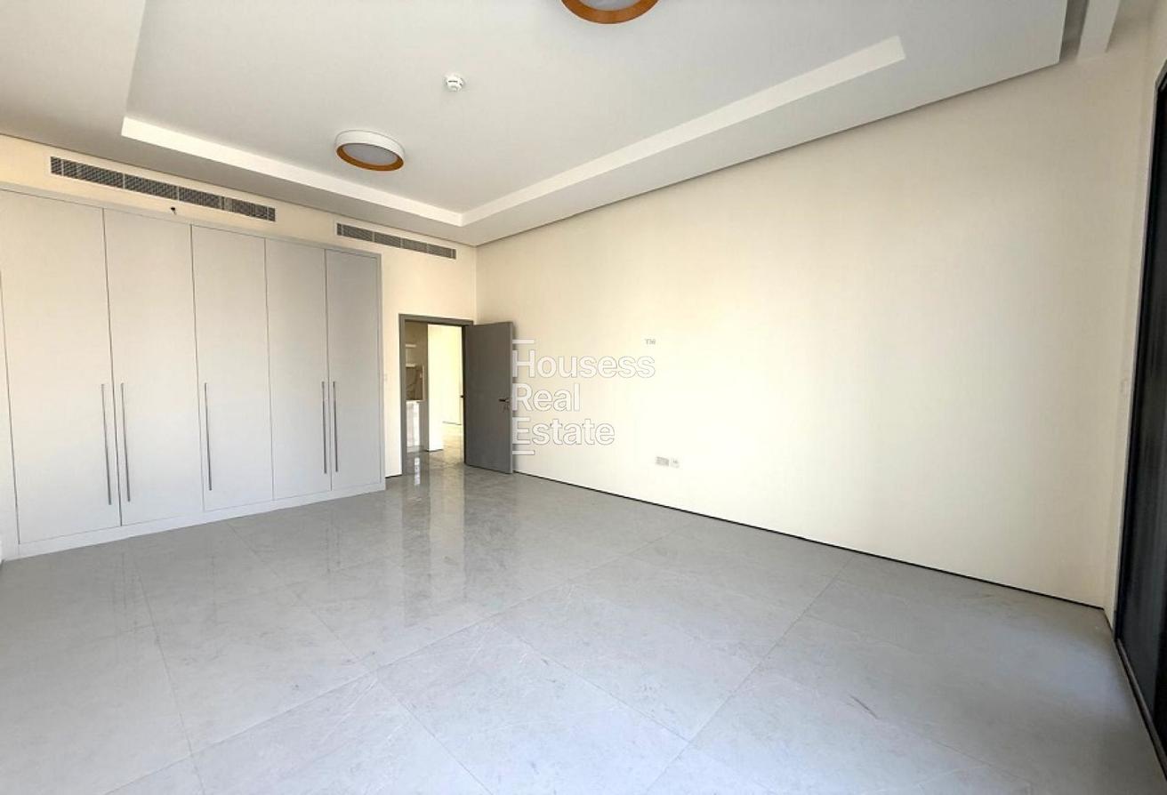 Brand New | | Private Pool | Vacant photo 13