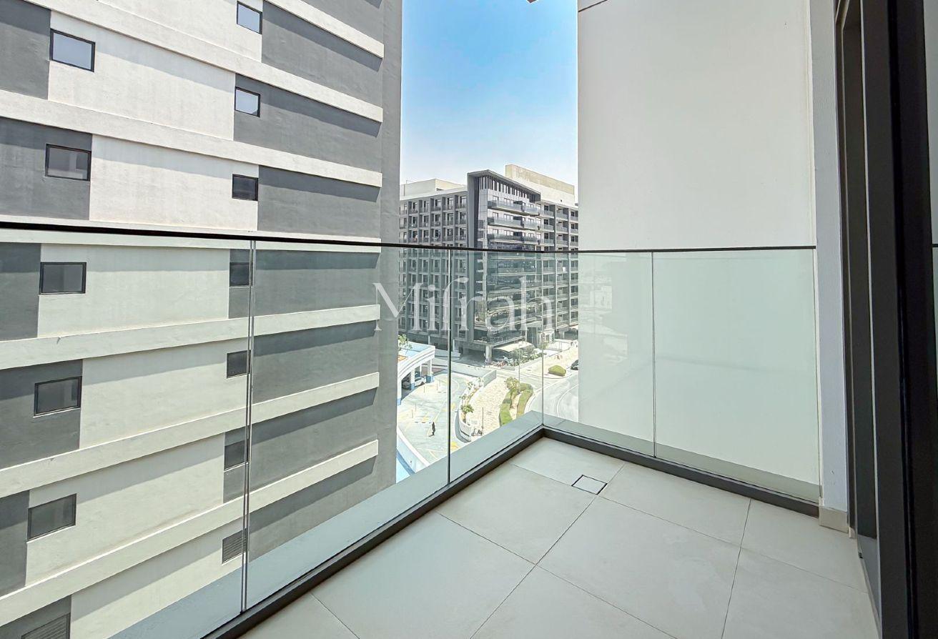 Elegant Furnished | Well Maintained | Vacant photo 13
