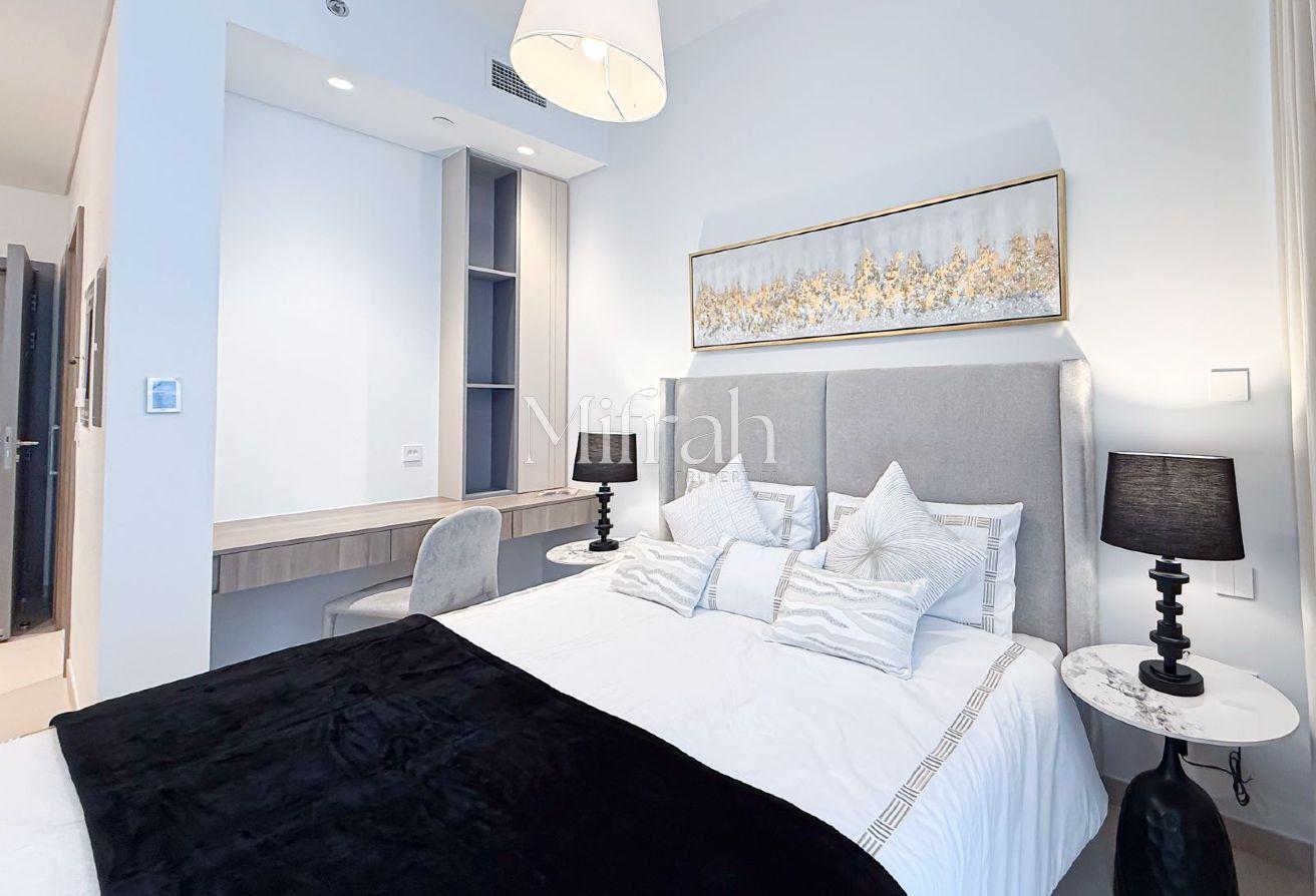 Elegant Furnished | Well Maintained | Vacant photo 4
