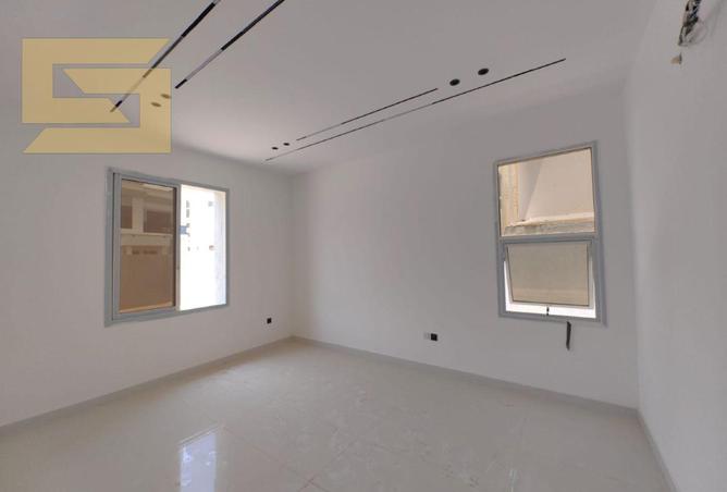 119024329 - Property Image 3