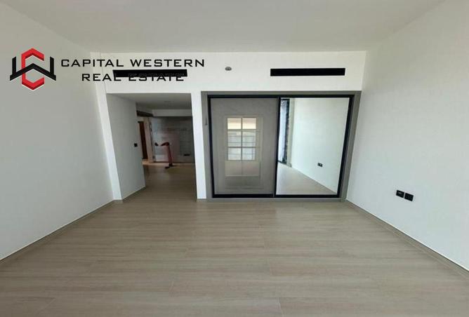 67452550 - صورة العقار 3