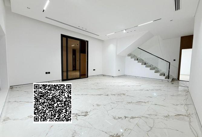 114182887 - Property Image 3
