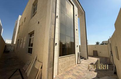 Villa - 5 Bedrooms - 7 Bathrooms for rent in Al Yasmeen 1 - Al Yasmeen - Ajman