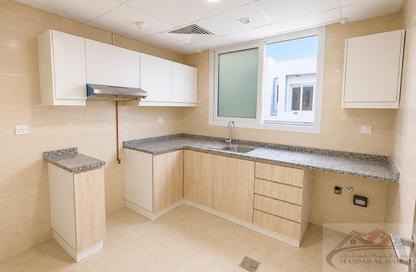 Apartment - 1 - 2 for rent in Muwailih Building - Muwaileh - Sharjah