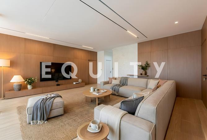 128352649 - Property Image 2