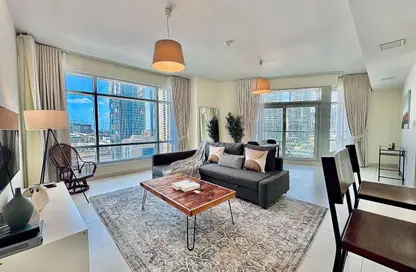 شقة - غرفة نوم - 2 حمامات للايجار في لوفتس إيست - ذا لوفت - وسط مدينة دبي - دبي