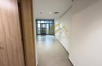 Apartment - 2 Bedrooms - 3 Bathrooms for rent in Jumeirah Garden City - Al Satwa - Dubai