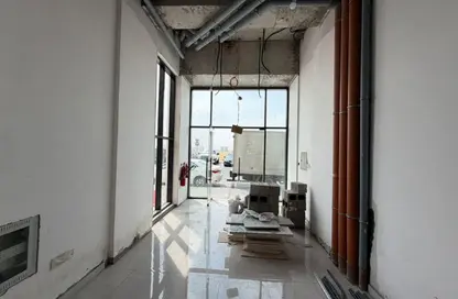 Shop - Studio - 1 Bathroom for rent in Al Thani Muwaileh - Muwaileh Commercial - Sharjah