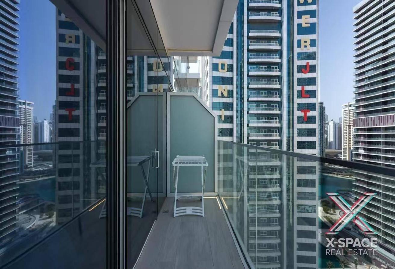 READY TO MOVE | FULLY FURNISHED | NEAR TO METRO photo 13