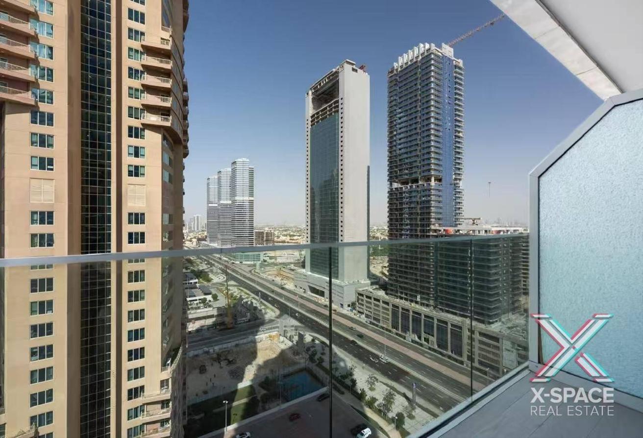 READY TO MOVE | FULLY FURNISHED | NEAR TO METRO photo 12