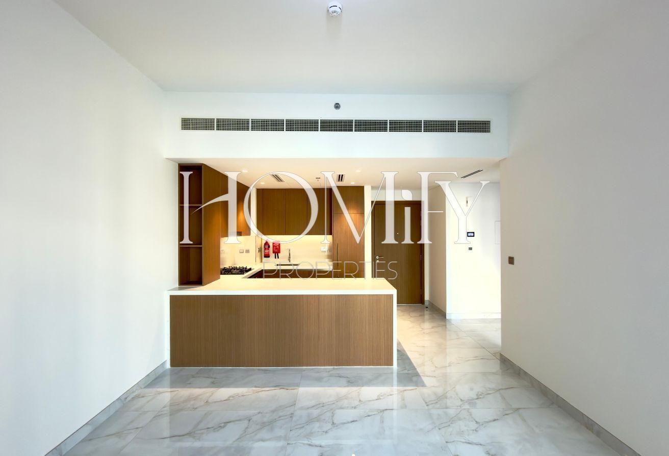 Pool View | Brand New | High Floor photo 4