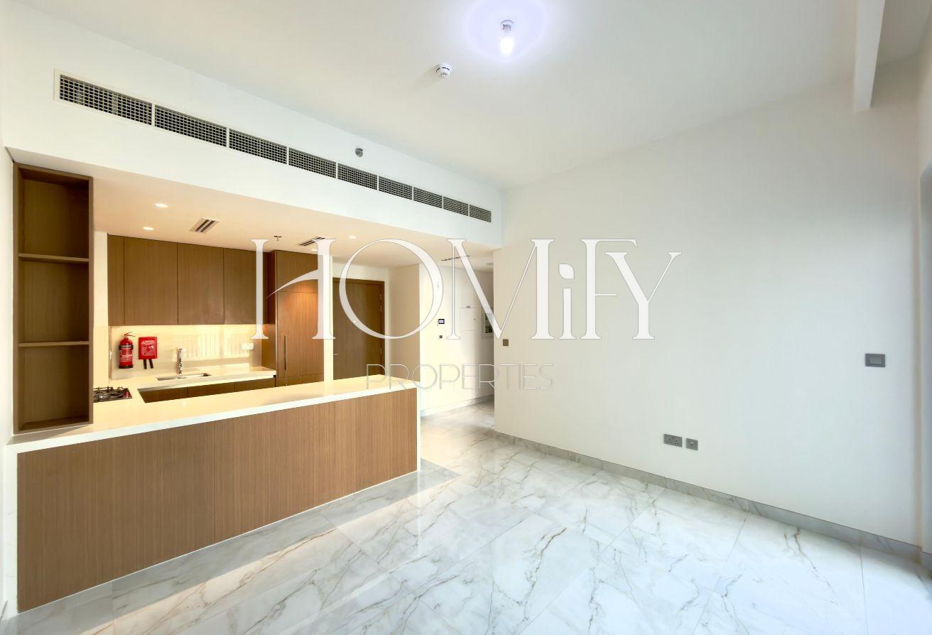 Pool View | Brand New | High Floor photo 3